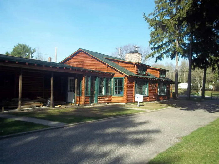 Silver Lodge Resort - Real Estate Listing Photo (newer photo)